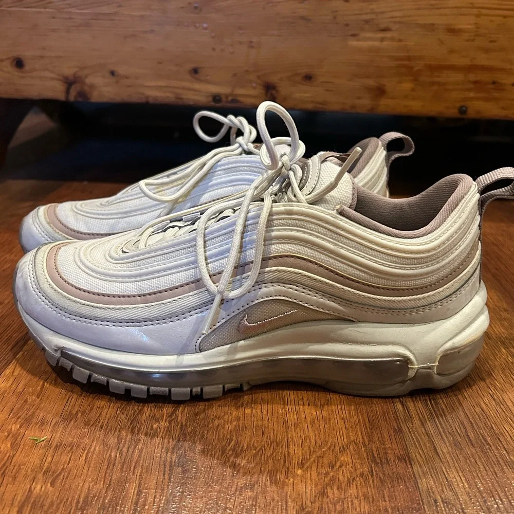 Nike Air Max 97 Barley Rose Low Top Lace Up Size 7 Athletic Running Sneakers